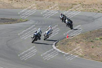 media/Apr-20-2025-AHRMA (Sun) [[393a79c373]]/Race/group 10 early race/Turn 4b/